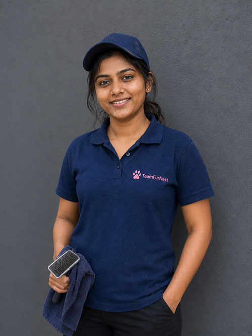 Silky Kapoor (Associate Groomer)